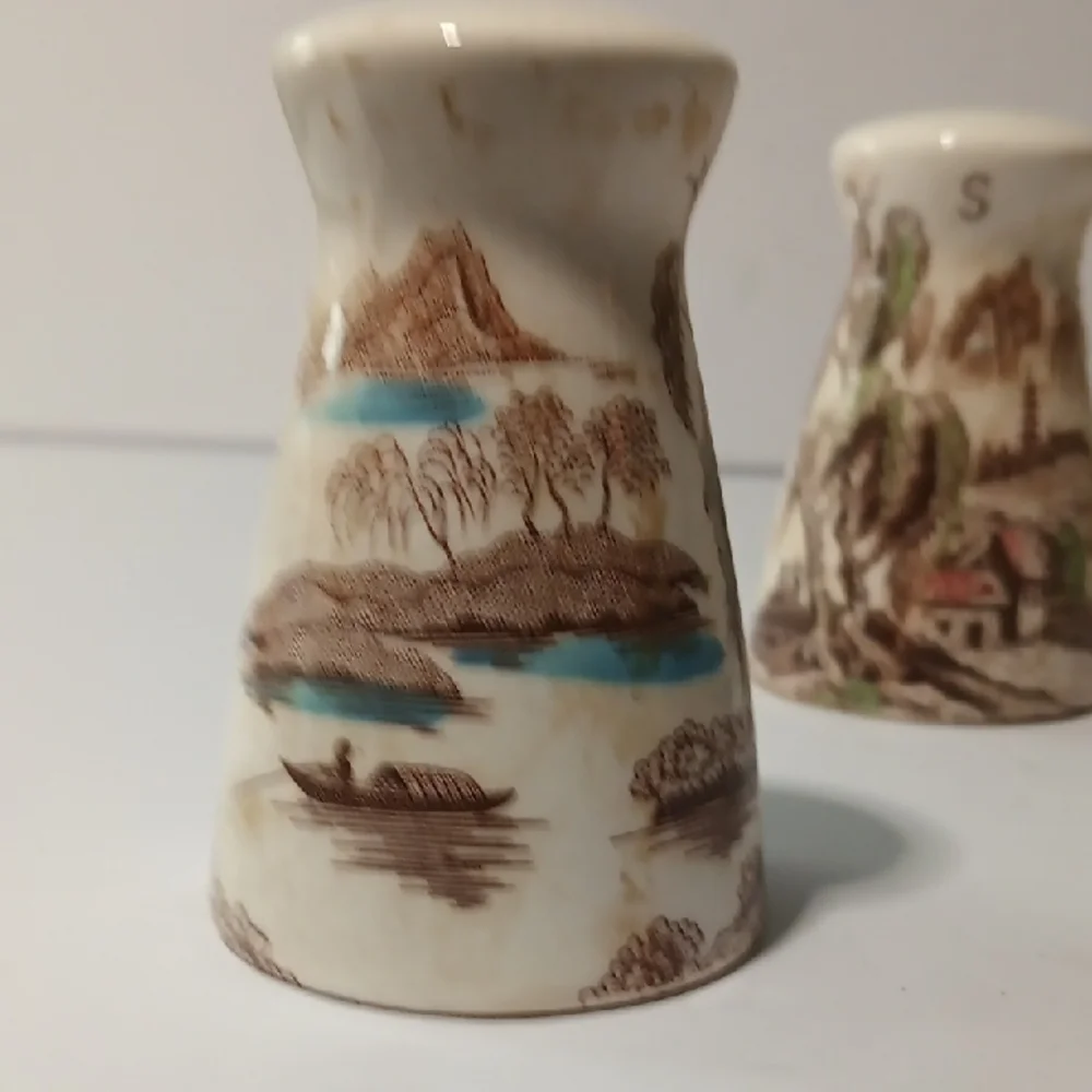 Nasco charming ceramic